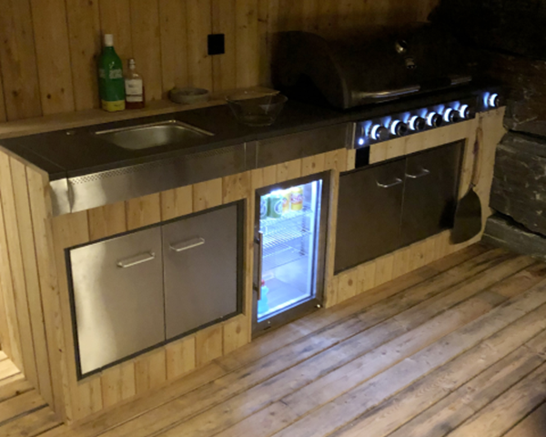 Udendørs køleskab fra Caso » Perfekt til en terrasse