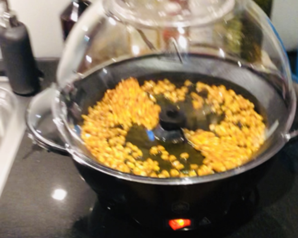 Vægt vold Brandmand Big Popper popcornmaskine fra OBH » Nyd lækre popcorn nemt og enkelt