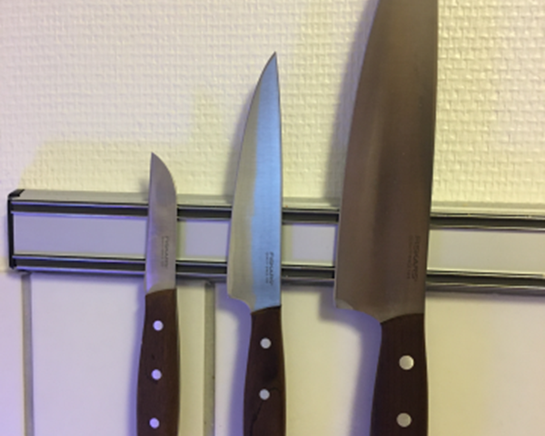 Norr kokkekniv fra Fiskars » Kokkekniv bladlængde på cm.